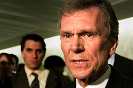 Daschle Withdraws